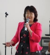 西野由希子氏