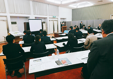 大学生による空き公共施設活用方策の提言